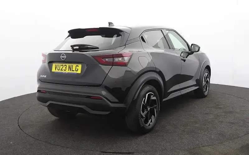 Used Nissan Juke N-Connecta 114 HP (83 kW) 2023 Black SUV