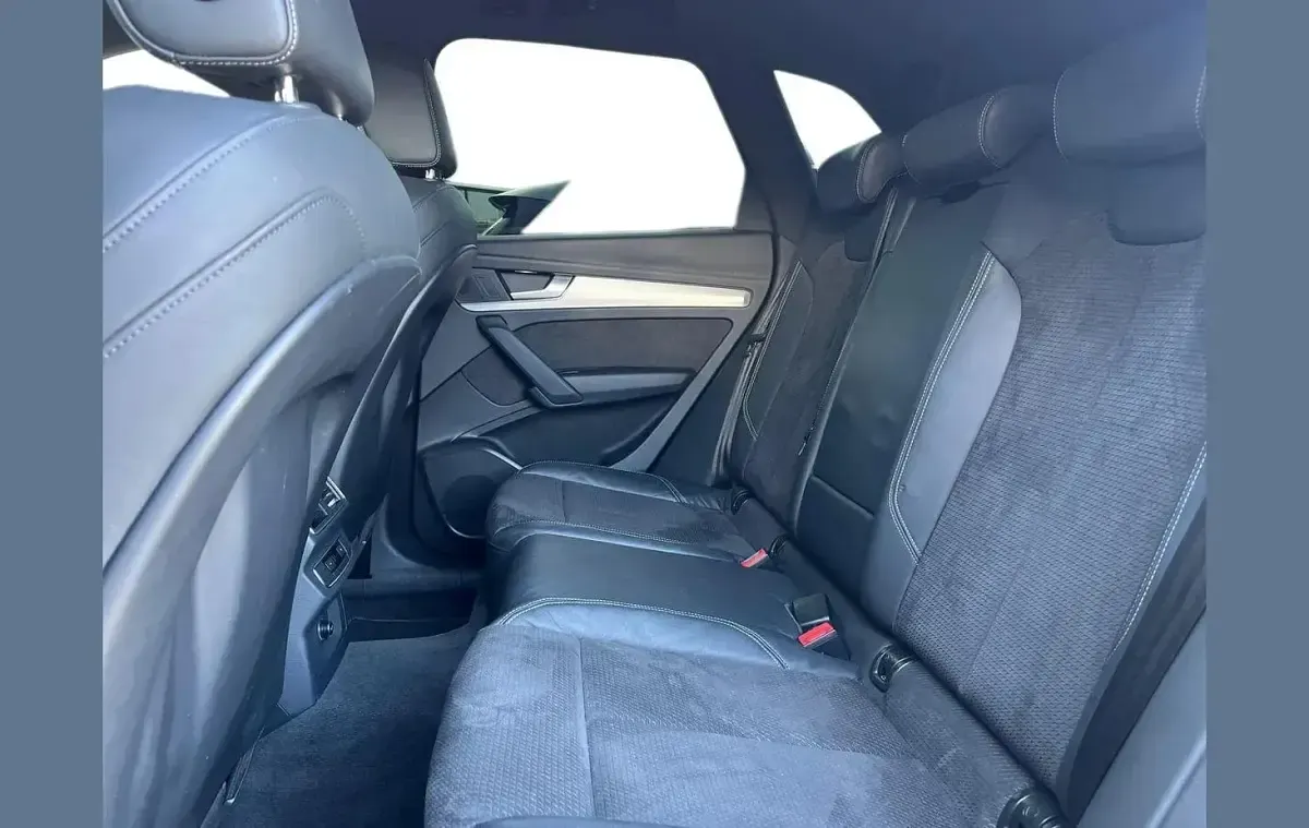 Usado Audi Q5 S-Line 187 HP (137 kW) 2019 Cinzento SUV