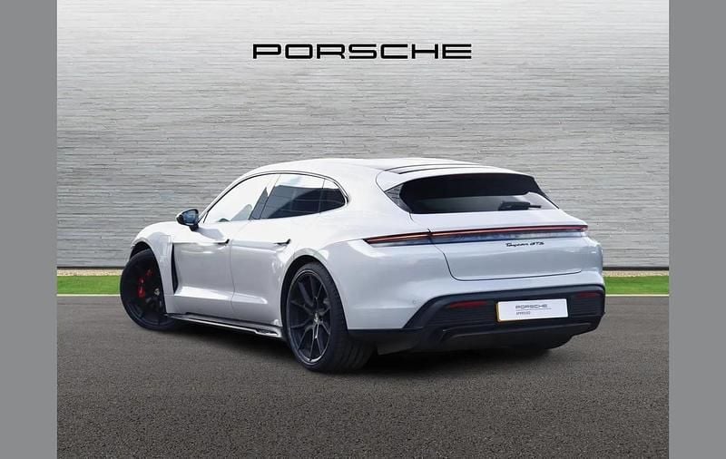 Used Porsche Taycan 439 kW (598 HP) 2023 White Estate
