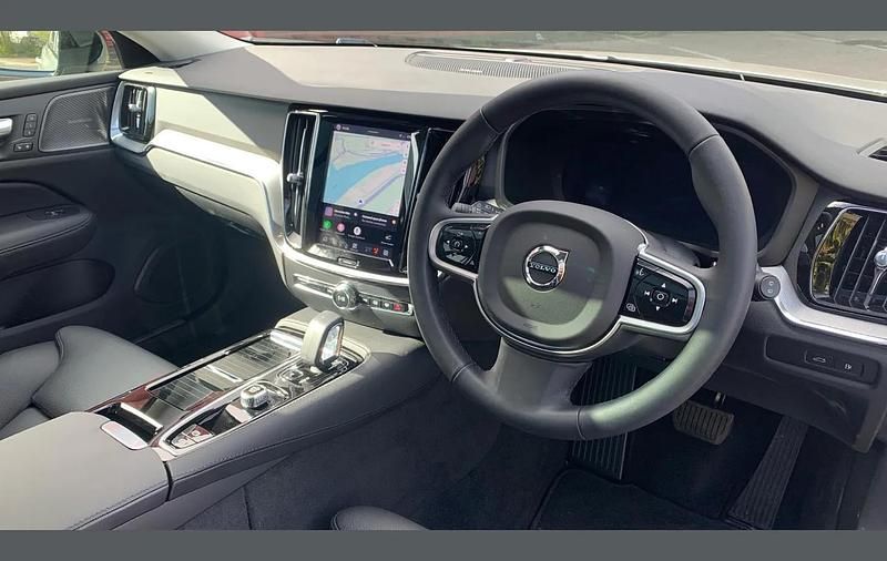 New Volvo V60 Ultra 449 HP (330 kW) 2026 Grey Estate