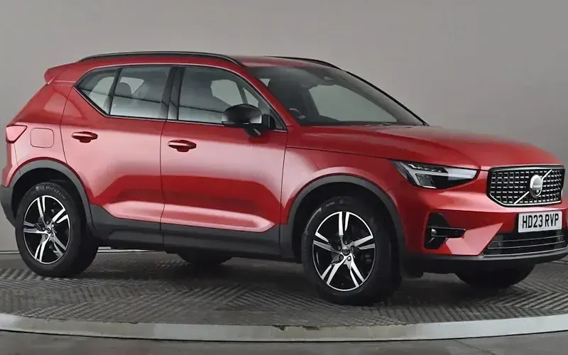 Usado Volvo XC40 Plus 163 CV (119 kW) 2026 SUV