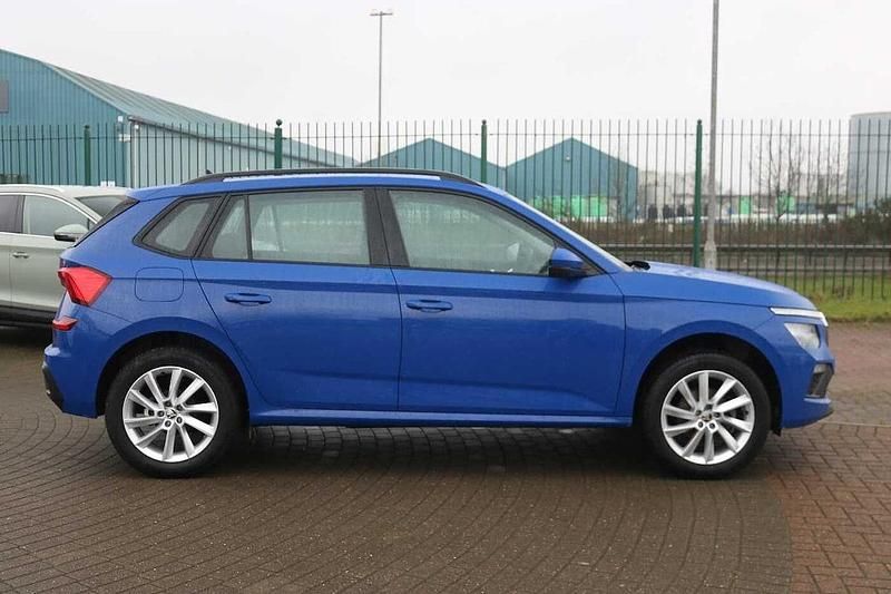 Used Skoda Kamiq SE 94 HP (69 kW) 2024 Energy blue SUV