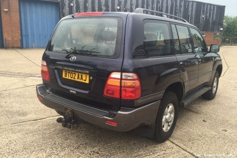 Used Toyota Land Cruiser 201 HP (147 kW) 2002 SUV