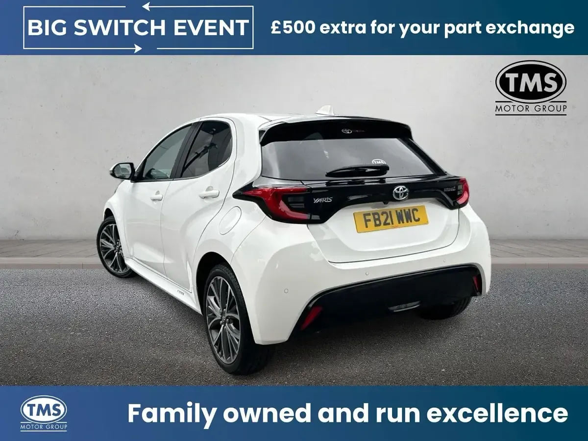 Used Toyota Yaris Hybrid 2021 White Hatchback