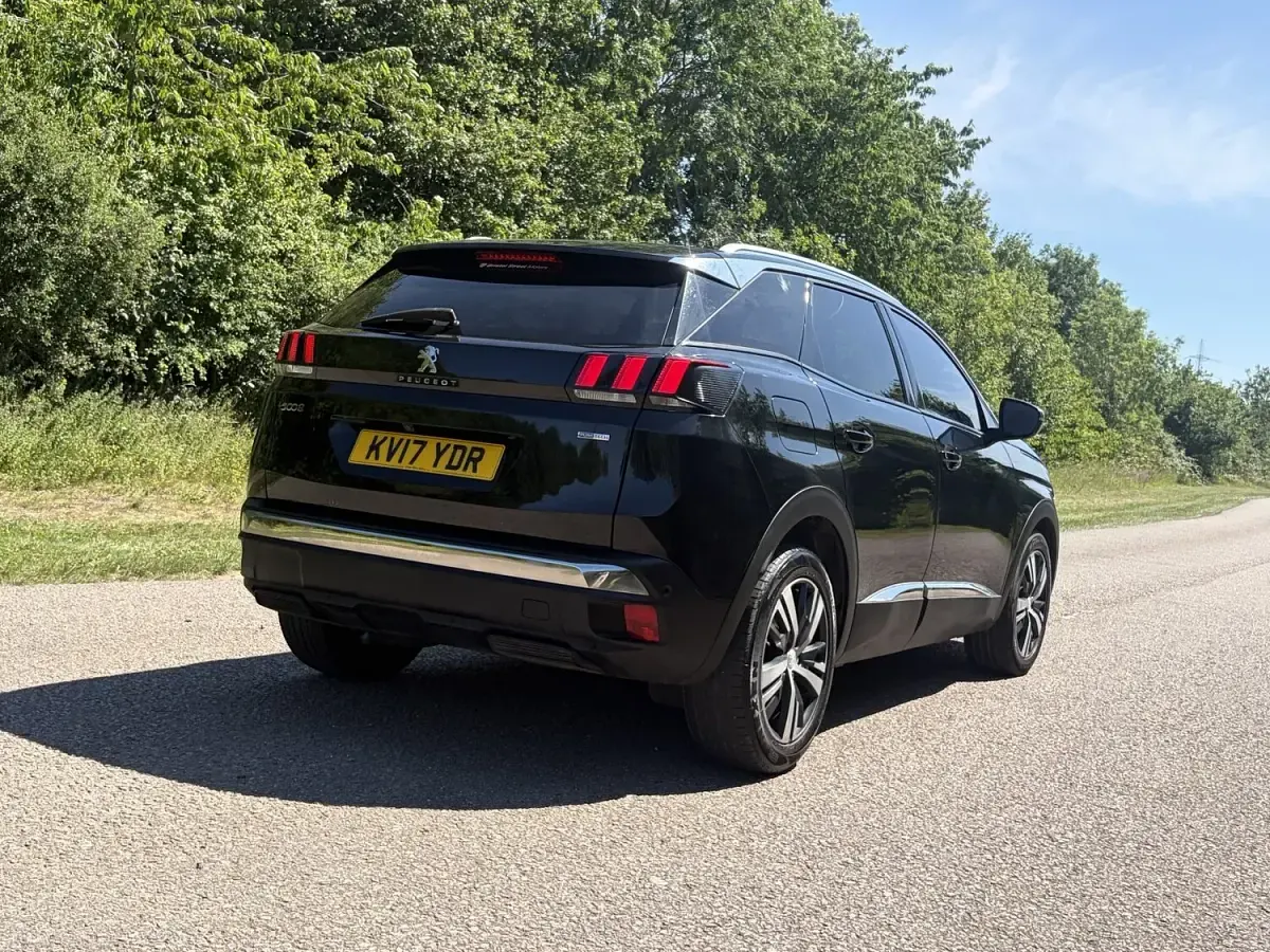 Used Peugeot 3008 Allure 130 HP (95 kW) 2017 Black SUV
