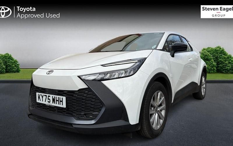Used Toyota C-HR 140 HP (102 kW) 2026 SUV