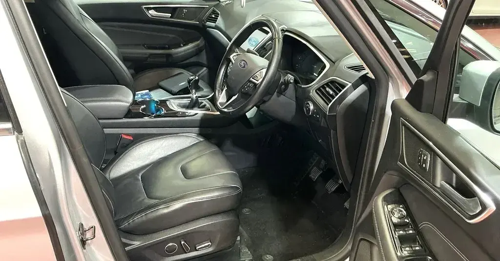 Used Ford S-MAX Titanium 2016 Silver MPV