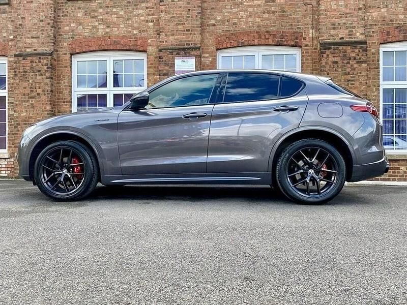 Used Alfa Romeo Stelvio Veloce 280 HP (205 kW) 2020 Grey SUV