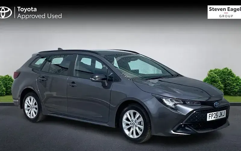 Used Toyota Corolla 140 HP (102 kW) 2026 Estate
