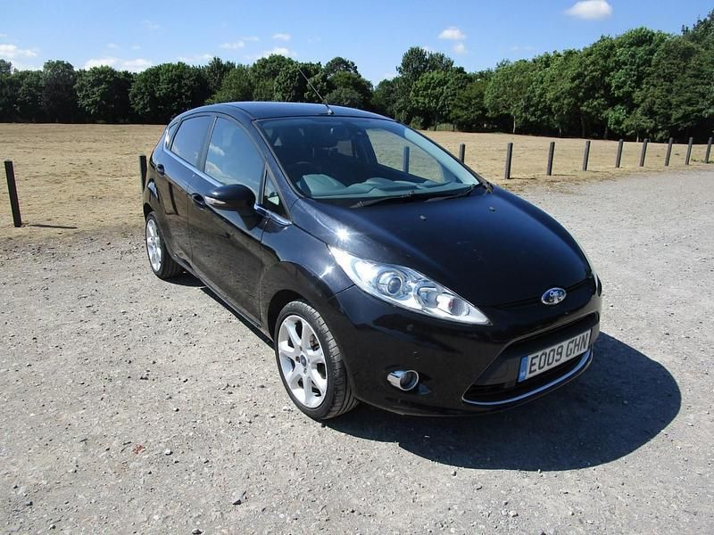 Black Used 2009 Ford Fiesta Titanium Hatchback | £4,995 (A bit pricey) - Image 1/4
