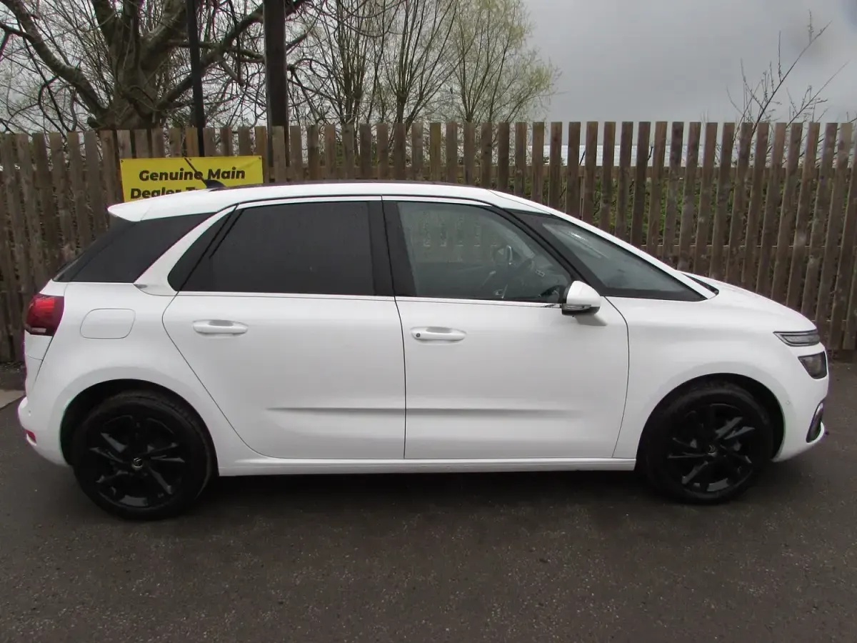 Used Citroën C4 Flair 2019 White MPV