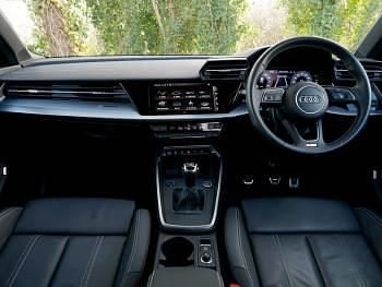 Used Audi A3 Comfort 110 HP (80 kW) 2022 Blue Sedan