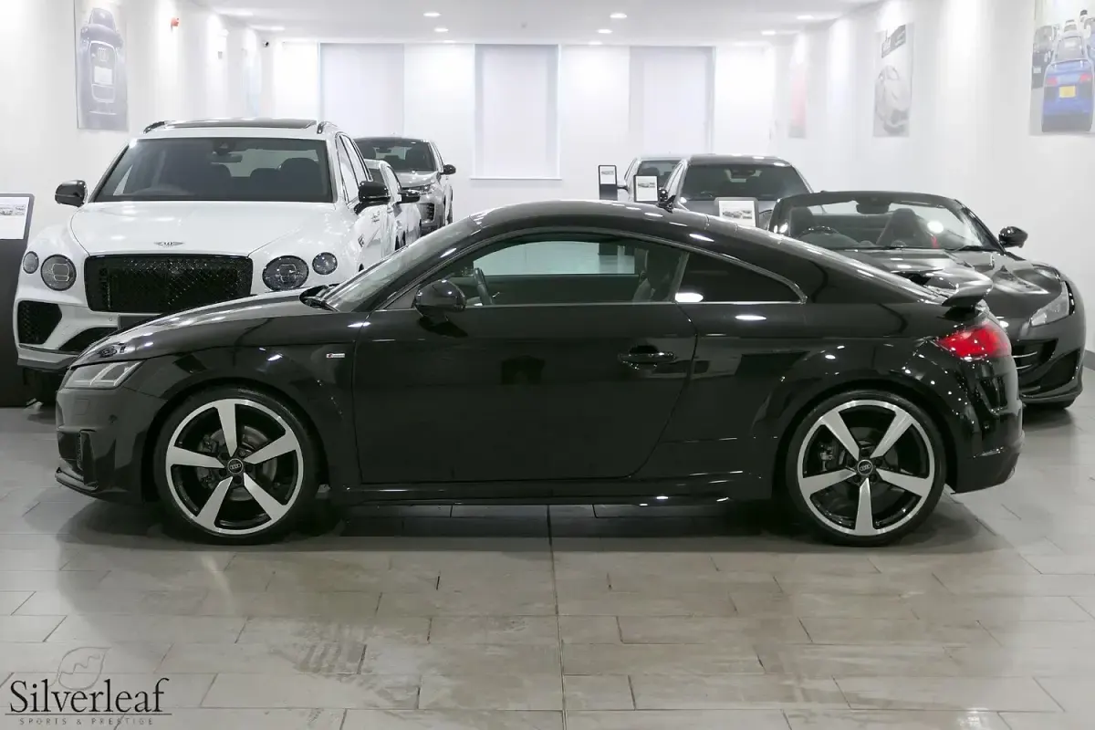Used Audi TT Comfort 200 HP (147 kW) 2023 Black Coupe