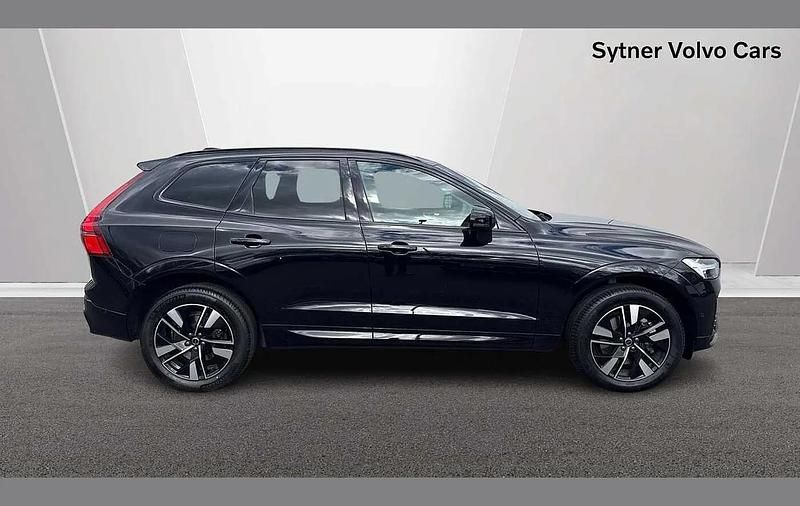 Used Volvo XC60 Plus 247 HP (181 kW) 2025 Black SUV