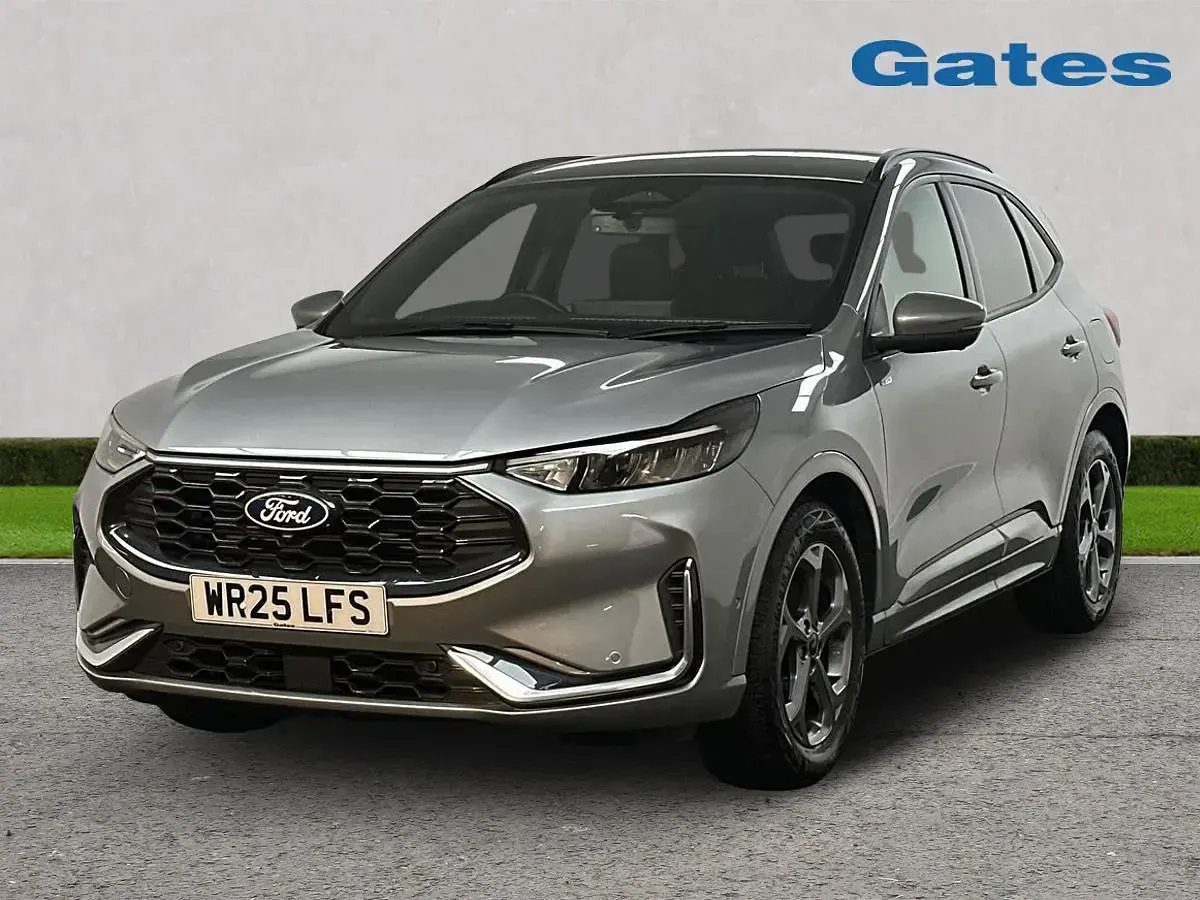 Used Ford Kuga ST-Line 150 HP (110 kW) 2025 Silver SUV