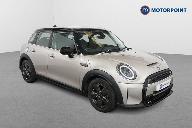 Grey Used 2024 Mini Cooper S Classic Hatchback | £23,299 (Fair price) - Image 1/4