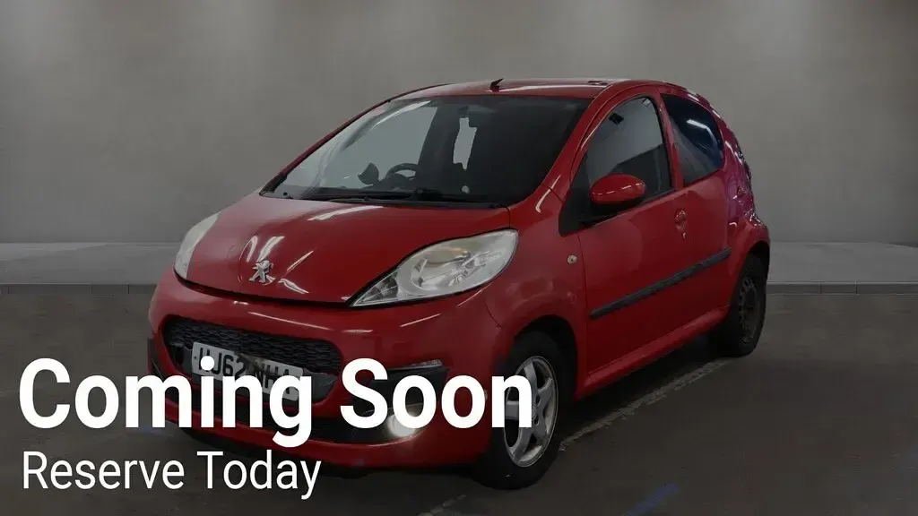Used Peugeot 107 Allure 68 HP (50 kW) 2012 Red Hatchback