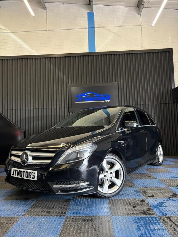 Used Mercedes B180 109 HP (80 kW) 2012 Black MPV