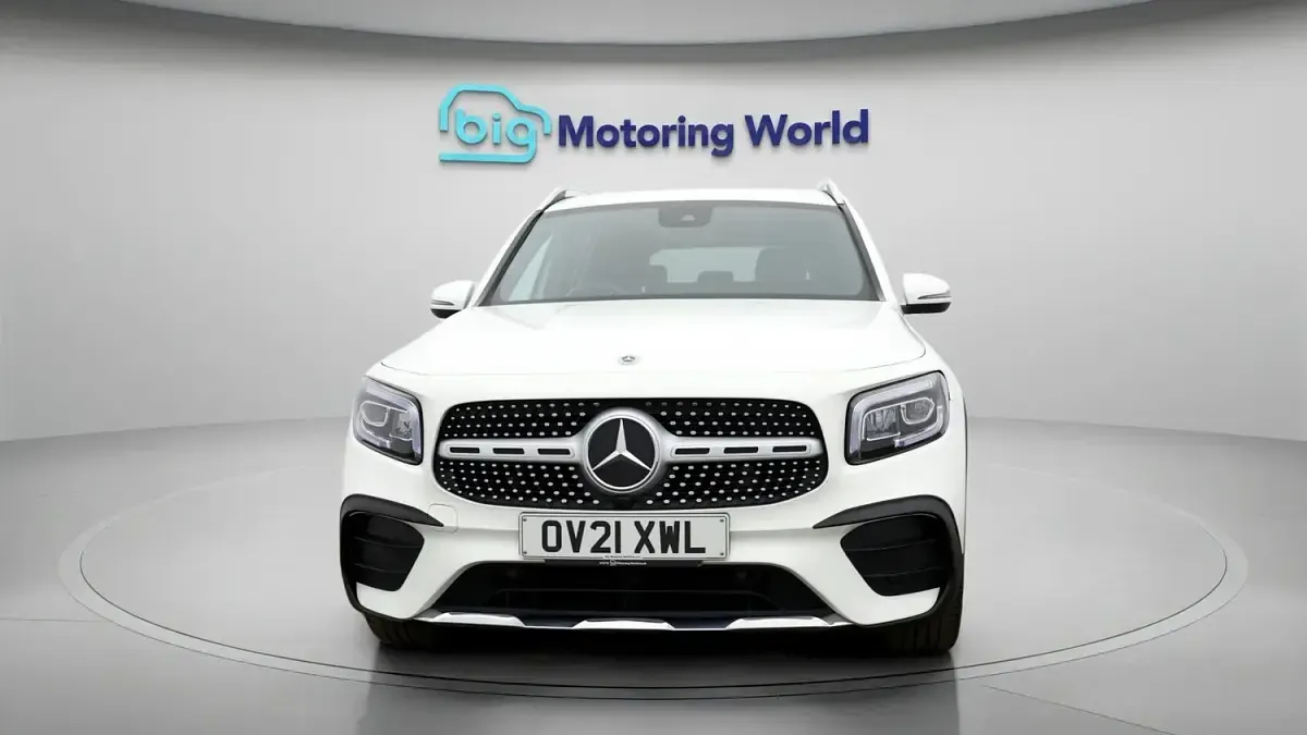 Used Mercedes GLB200 AMG line 163 HP (119 kW) 2021 White SUV