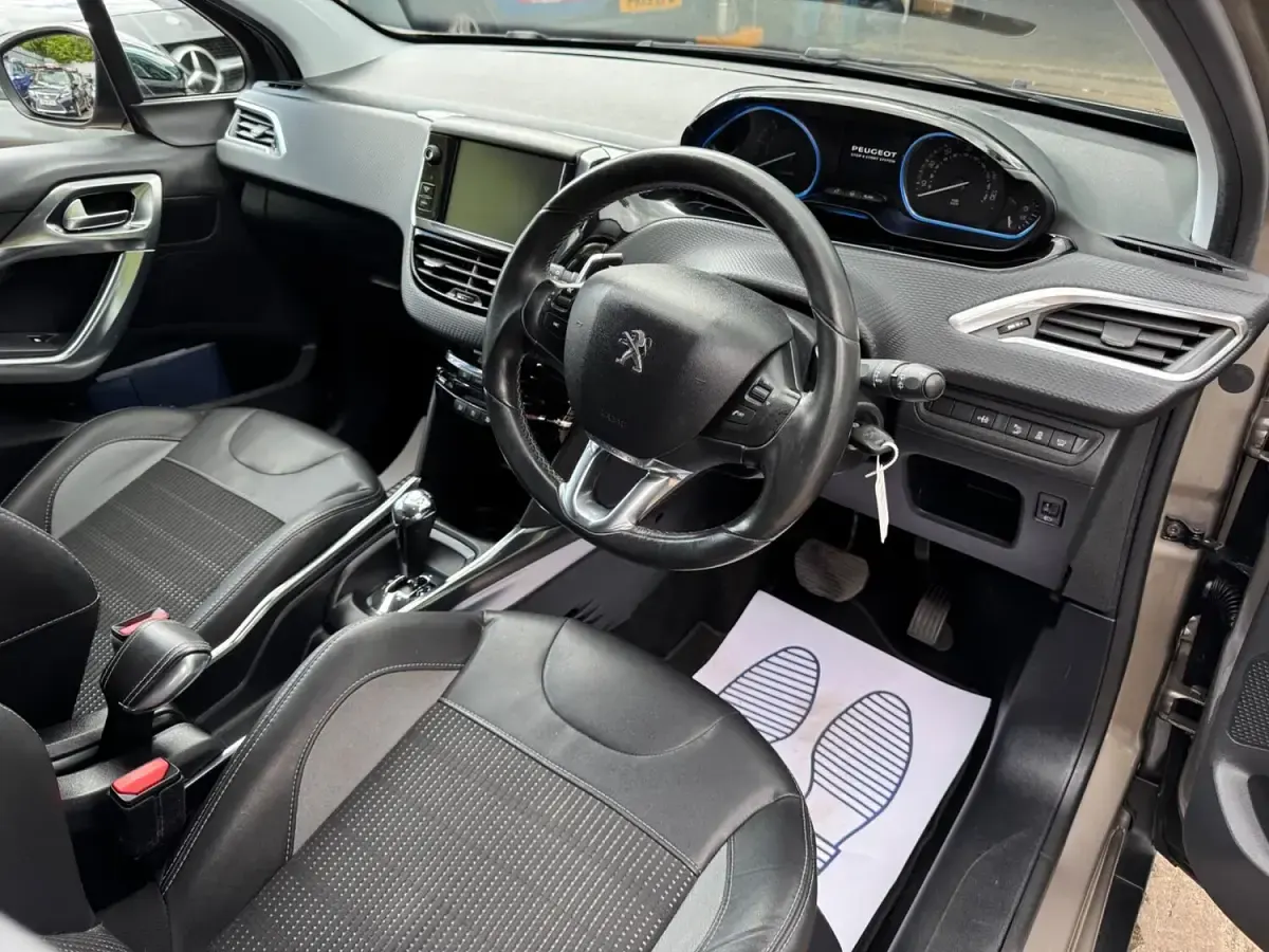Used Peugeot 2008 Allure 92 HP (67 kW) 2014 Grey SUV