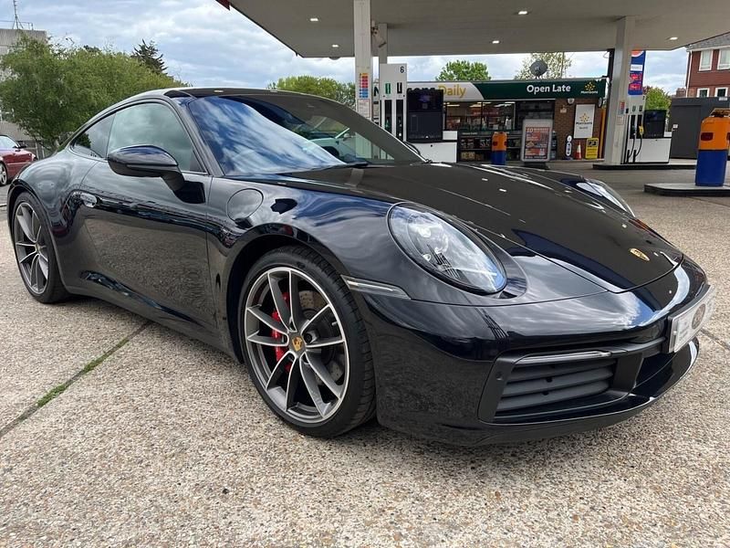 Used Porsche 911 Carrera 4S 450 HP (330 kW) 2019 Black Coupe