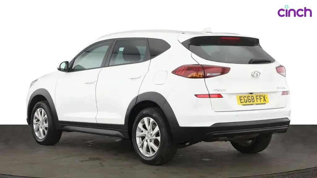 Used Hyundai Tucson SE 2019 White SUV