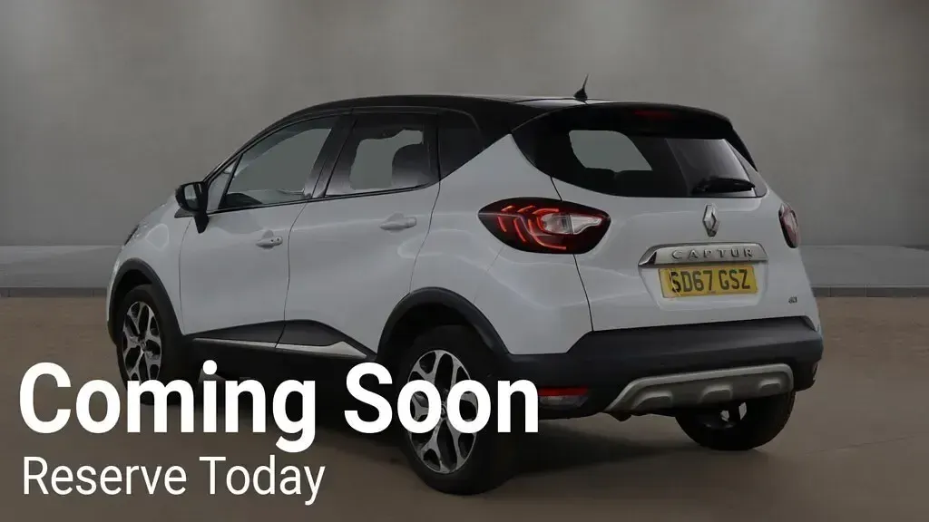Used Renault Captur Dynamique 90 HP (66 kW) 2017 White/black SUV