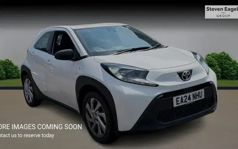 Used Toyota Aygo X PURE 72 HP (52 kW) 2025 SUV