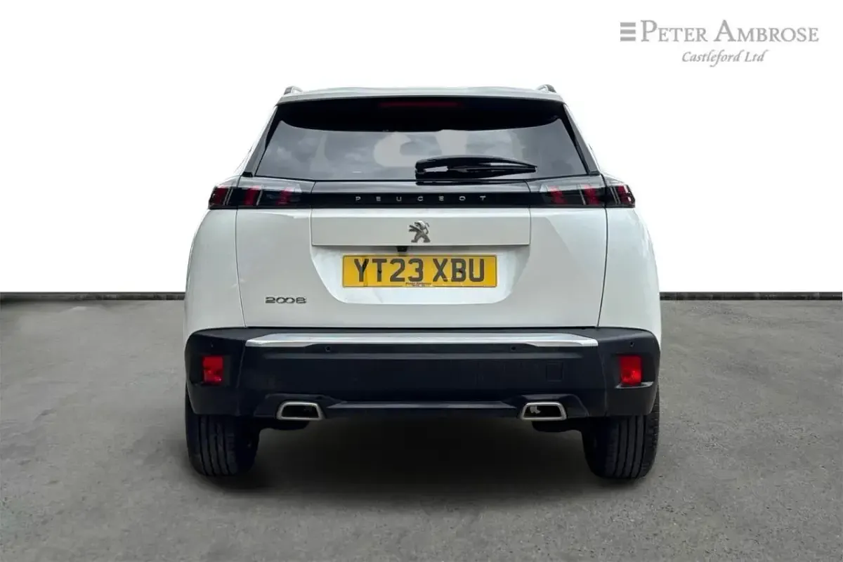 Used Peugeot 2008 Allure+ 129 HP (94 kW) 2023 White SUV