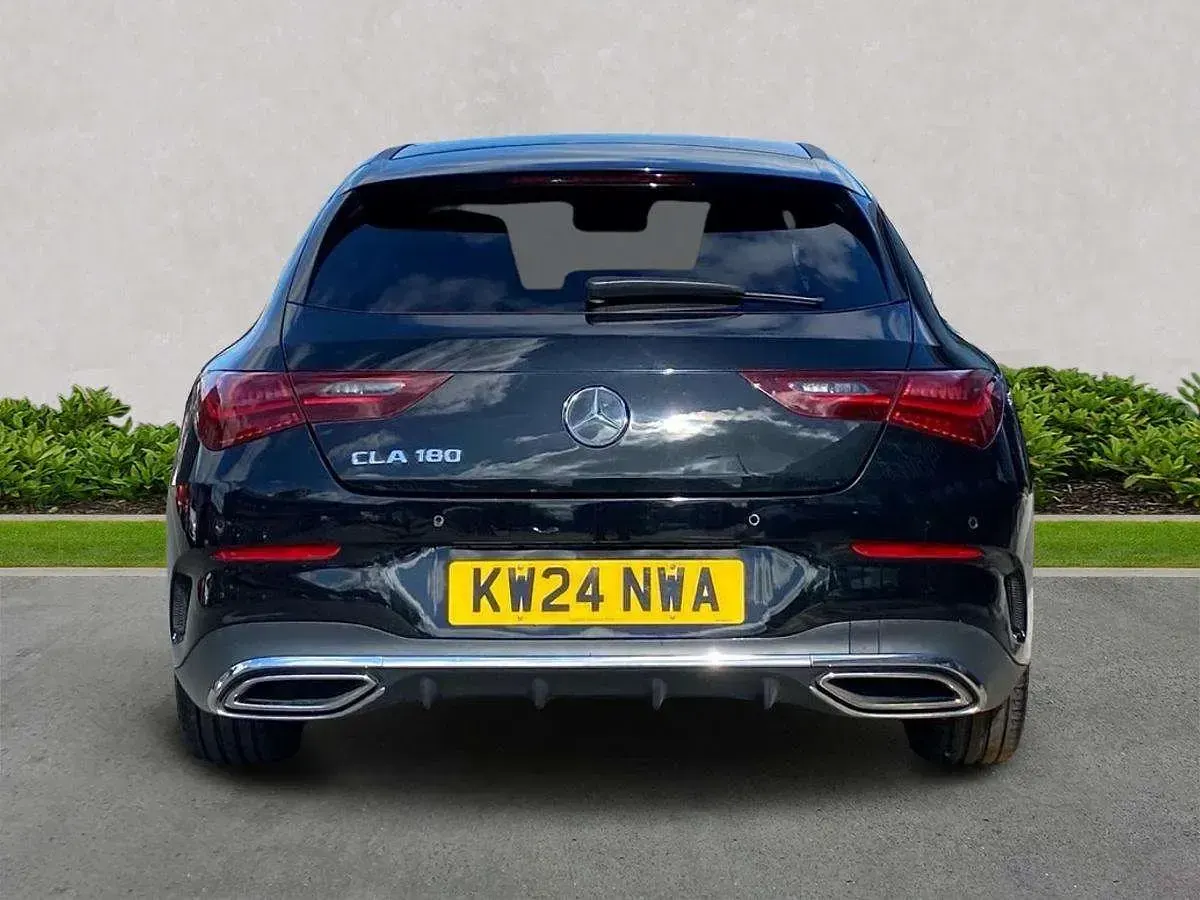 Usado Mercedes CLA180 Executive 2024 Preto Sedan