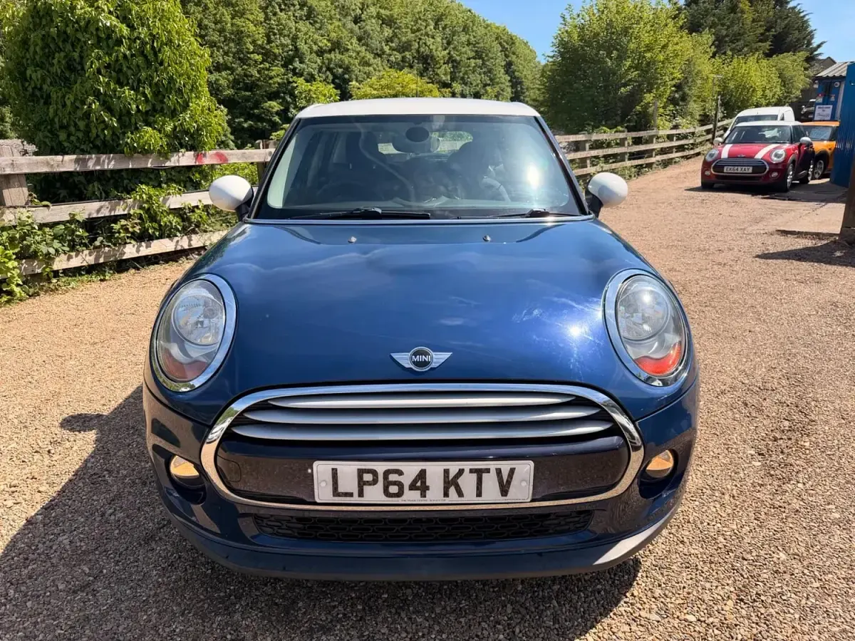 Used Mini Cooper D Hatch 116 HP (85 kW) 2015 Blue Hatchback