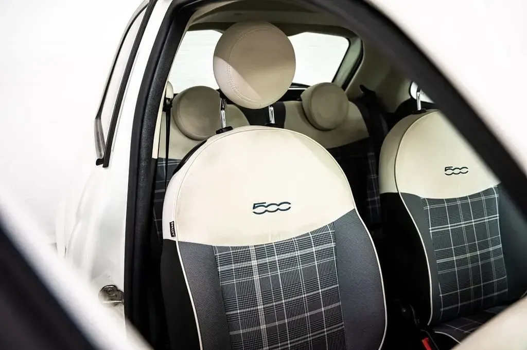 Used Fiat 500 Lounge 69 HP (50 kW) 2019 White Hatchback