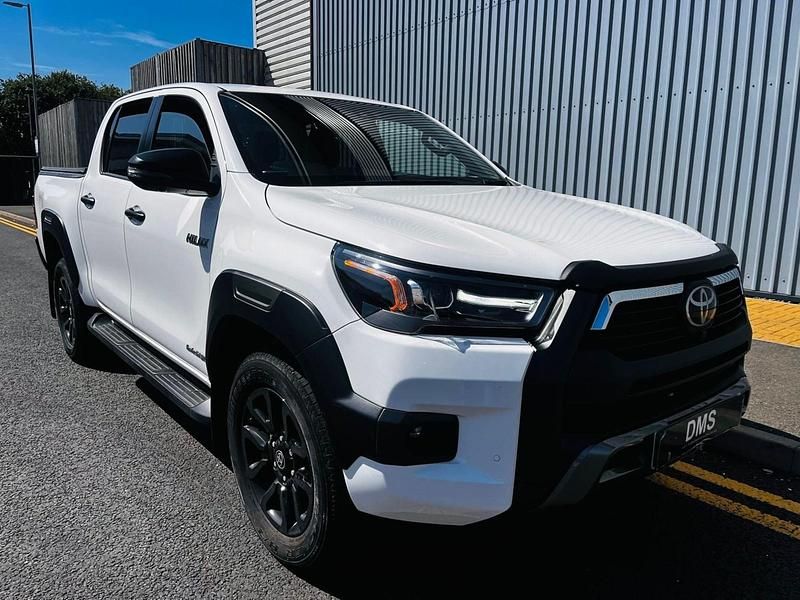 White Used 2022 Toyota HiLux Pickup | £33,750 (Fair price) - Image 1/4
