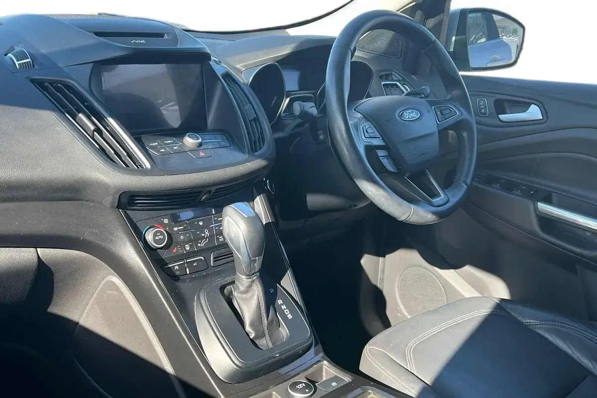 Used Ford Kuga Titanium X 182 HP (133 kW) 2018 Silver SUV