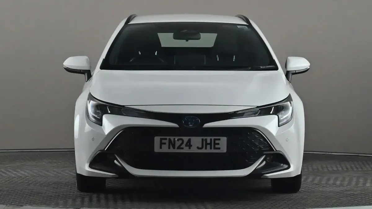 Używany Toyota Corolla 140 KM (102 kW) 2024 Biały Kombi