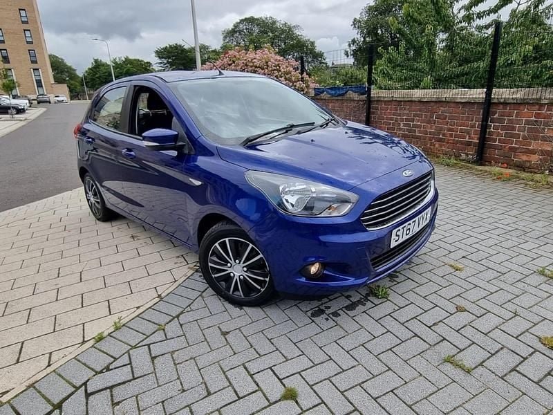 Used Ford Ka Plus Studio 70 HP (51 kW) 2018 Blue Hatchback