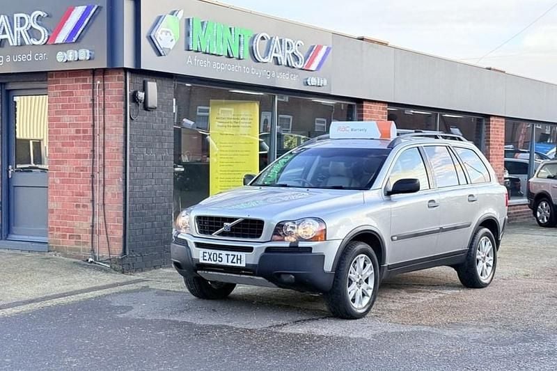 Green Used 2005 Volvo XC90 SE SUV | £3,995 (Fair price) - Image 1/1
