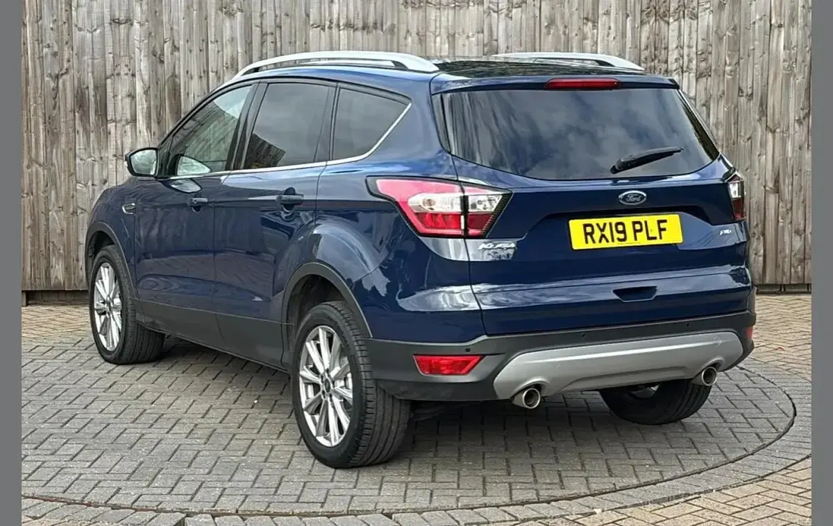 Used Ford Kuga Titanium 177 HP (130 kW) 2019 Blue SUV