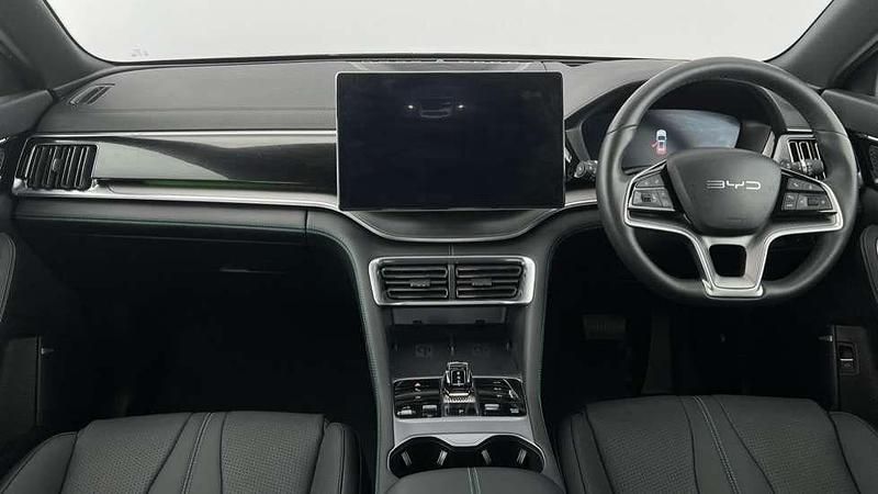 Used BYD Seal U Comfort 218 HP (160 kW) 2025 Black SUV