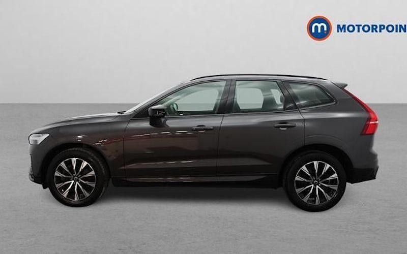Used Volvo XC60 Plus 250 HP (183 kW) 2023 Grey SUV