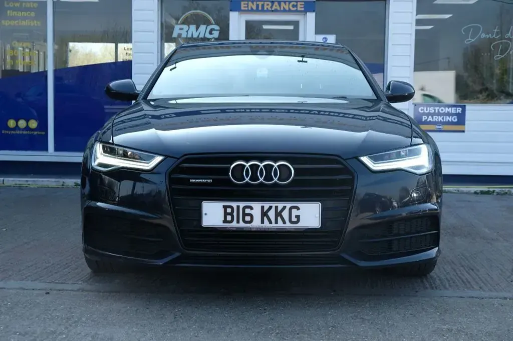 Used Audi A6 Black Edition 320 HP (235 kW) 2015 Blue Sedan