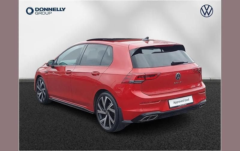 Used VW Golf VIII R-line 147 HP (108 kW) 2024 Red Hatchback