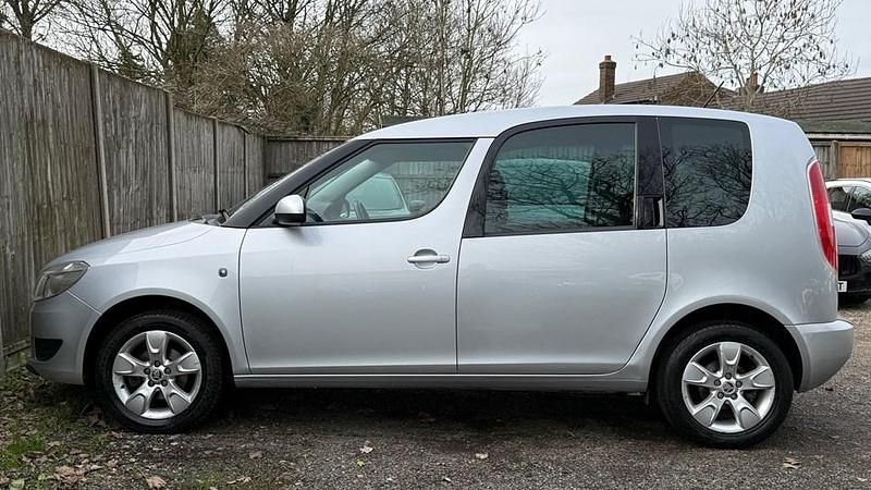 Used Skoda Roomster SE 86 HP (63 kW) 2014 Silver MPV
