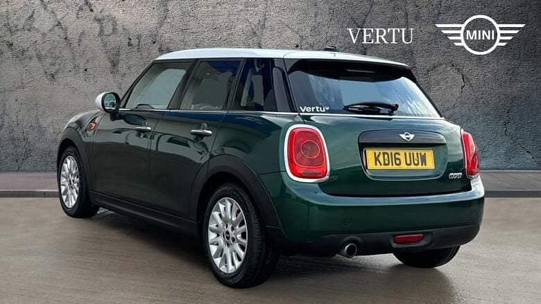 Used Mini Cooper Hatch 136 HP (100 kW) 2016 Green Hatchback