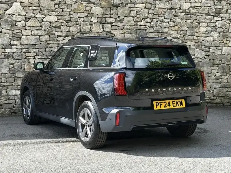 Usado Mini Countryman Classic 215 HP (158 kW) 2024 Preto SUV