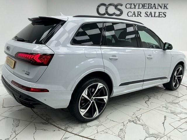 Used Audi Q7 Black Edition 340 HP (250 kW) 2022 White SUV