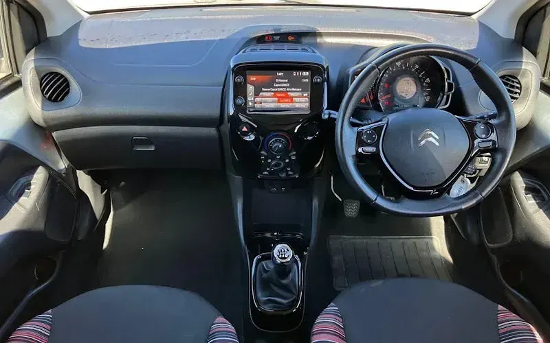 Usado Citroën C1 Flair 72 HP (52 kW) 2019 Cinzento Citadino