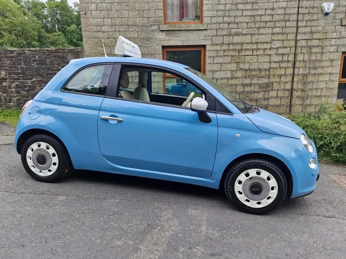 Used Fiat 500 69 HP (50 kW) 2013 Blue Hatchback