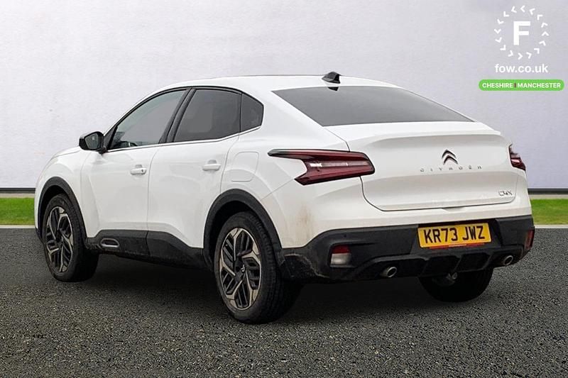 Used Citroën C4 PureTech 2023 White SUV