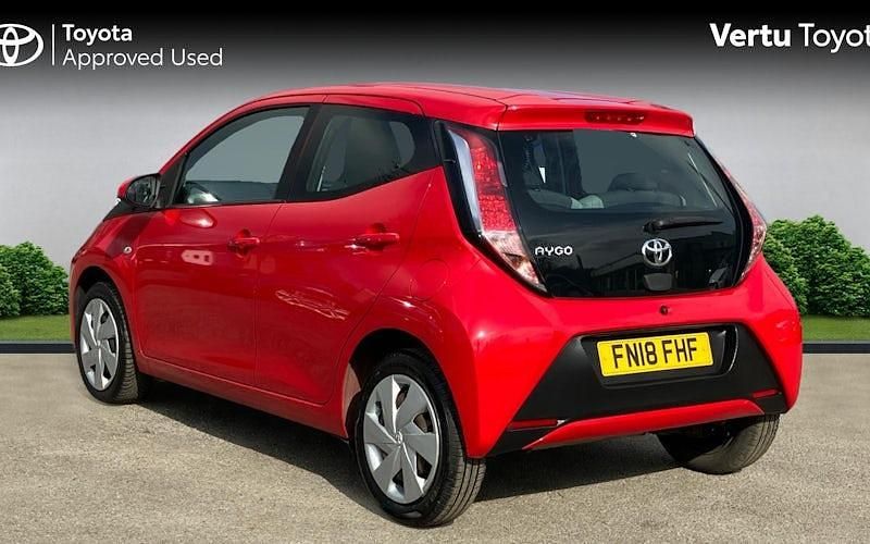 Used Toyota Aygo X-play 69 HP (50 kW) 2018 Hatchback